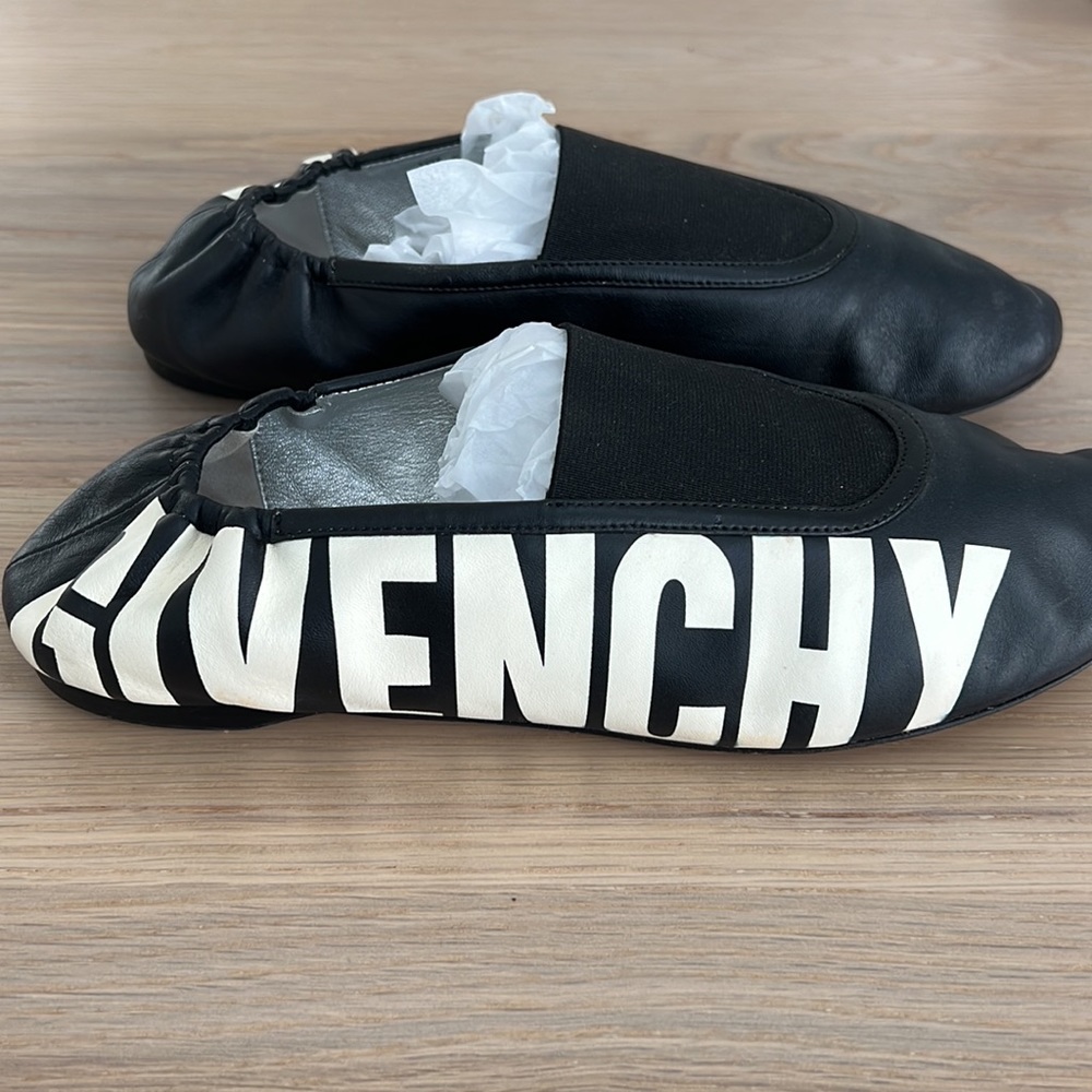 Givenchy Womens Black Ballet Flats size 38.5 - Picture 4 of 11
